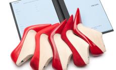 Prada lancia le decollete' su ordinazione