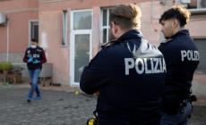 La molotov nella pasticceria di San Lazzaro, si analizzano i video cercando tracce degli attentatori