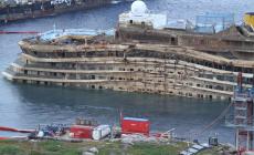Concordia: sub muore sotto il relitto 