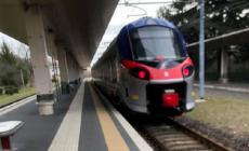 Gli rubano lo zaino sul treno e gli mangiano anche il pranzo