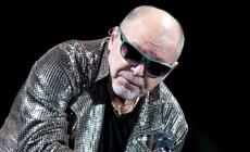 Vasco Rossi, nel primo minuto del 2021 arriva "Una canzone d'amore buttata via"