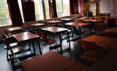 Covid: Il governo inglese chiude tutte le scuole elementari a Londra 