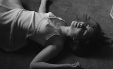 L&rsquo;&laquo;Orfeo&raquo; in bianco e nero: il tocco cinematografico di Shirin Neshat