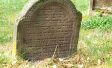 Profanato cimitero ebraico. Il ministro d'Israele agli ebrei di Francia: "Tornate a casa"
