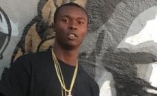La polizia uccide un rapper nero che dormiva in auto