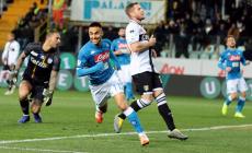 Con il Napoli son dolori: il Parma ne becca 4