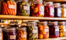 Allarme botulino, carne e pesce i pi&ugrave; a rischio nelle conserve &laquo;fai da te&raquo;