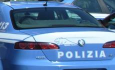 Si riprende mentre ruba e posta il video sui social, arrestato