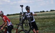 Tour, primo sprint a Gaviria. Froome cade subito