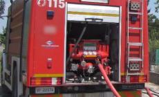 Incendio in una palazzina di Reggiolo: anziano muore nel garage