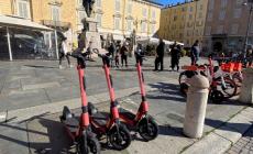 Monopattini, &ldquo;amore&rdquo; senza crisi: a Parma cinquecento noleggi al giorno
