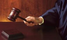 L'ex moglie è "scansafatiche", il giudice blocca l'assegno di divorzio 