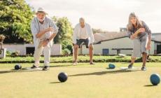 A bocce ferme: il gioco tiene attivi muscoli e articolazioni senza sovraccaricare l&rsquo;organismo