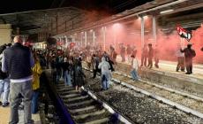 Il corteo, i binari bloccati e i 4 politici parmigiani indagati: infuria la polemica