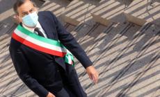 Lombardia, Sala replica alla proposta della Moratti: "Vaccini in base a Pil? Mi cadono le braccia"