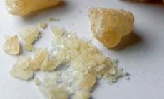 Overdose a 15 anni, battaglia tra i consulenti sulle cause della morte: l'amico sotto accusa sceglie l'abbreviato, l'altra imputata patteggia