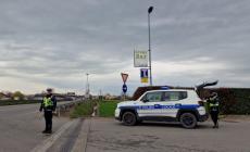 In due su uno scooter rubato tentano la fuga: bloccati e denunciati