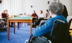 Malata di Alzheimer, il figlio non dovr&agrave; pagare le rette alla Rsa