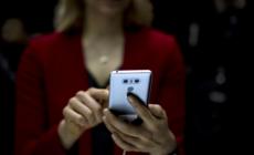 L'amante lo lascia, e lui si vendica inviando agli amici i suoi video intimi