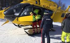 Cade mentre scia a Cerreto Laghi: 29enne inglese portato al Maggiore in elicottero