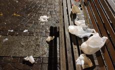"Camminando in una discarica? No, è piazzale Picelli" - Foto