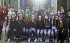 Una lettera dei compagni di classe per Angelo: «Ci mancherà la tua allegria»