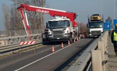 Chiuso il ponte sul Po Colorno-Casalmaggiore per due weekend