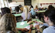 Bulli con l'insegnante di chimica: studenti indagati dalla procura