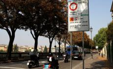 Permessi Ztl e parcheggi "righe blu" prorogati al 28 febbraio - Come rinnovarli 