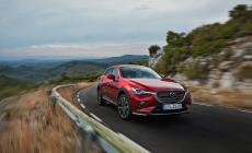 Mazda CX-3 dà ancora fiducia al diesel