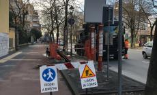 "Quell'odore fortissimo e acre in viale Toschi. Allertati Arpae e vigili"