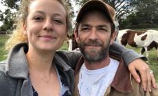 La figlia di Luke Perry: "Grazie per il vostro amore e sostegno". Shannen Doherty (Brenda): "Sono devastata" 