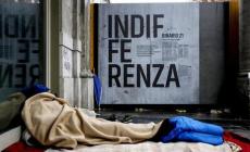 Clochard morto a Milano, aveva 100mila euro in banca e titoli