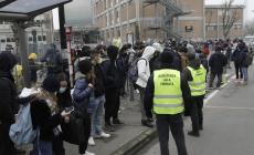 Ridurre la ressa sui bus: alle fermate spuntano gli steward