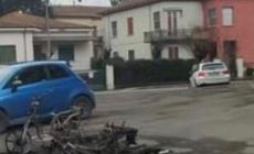 Proseguono le indagini sugli scooter bruciati 