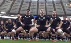 Rugby: la haka degli All Blacks prima della partita con l'Italia