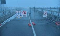 Il ponte sul Po diventa cantiere: stop (veramente) a pedoni e ciclisti