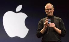 All'asta la domanda di lavoro di Steve Jobs a 18 anni
