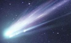 La cometa di Natale oggi "sfiorerà'' la Terra: tutti a naso all’insù 