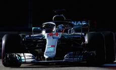 Hamilton si prende le terze libere, le Ferrari sono lì