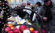 Domenica bancarella benefica della Cooperativa Arcobaleno