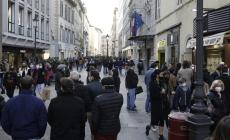 Zona arancione? Vince il sole primaverile: centro (quasi) preso d'assalto