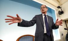 Durissima la Commissione Ue: "Italia,deviazione senza precedenti nella storia"
