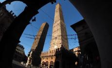 Ancora una festa Erasmus a Bologna con 15 persone e fuggi-fuggi: 4 multe