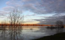 La piena del Po verso il Delta