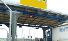 Il ministro Toninelli: "Stop all'aumento dei pedaggi nel 90% delle autostrade nel 2019"