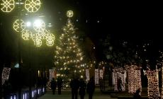 Rissa tra due mamme alla recita di Natale: fuggi-fuggi dalla scuola
