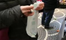 Il ministero della Salute: "I sacchetti bio si possono portare da casa"