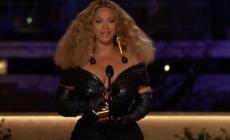Beyoncé domina i Grammy, Billie Eilish disco dell'anno