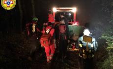 Endurista ferito vicino a Bore: gli abitanti aiutano i soccorritori con il trattore 